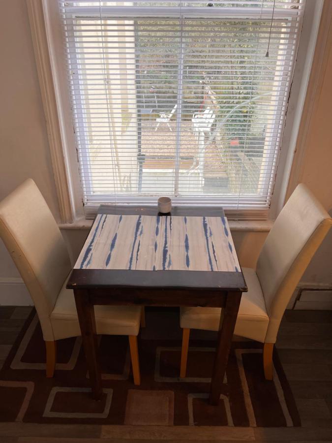 Lovely - 1 Bedroom Flat In Hastings Town Centre Esterno foto