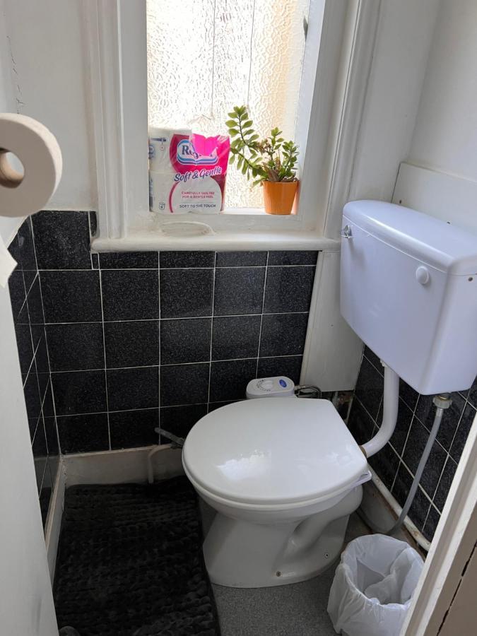 Lovely - 1 Bedroom Flat In Hastings Town Centre Esterno foto